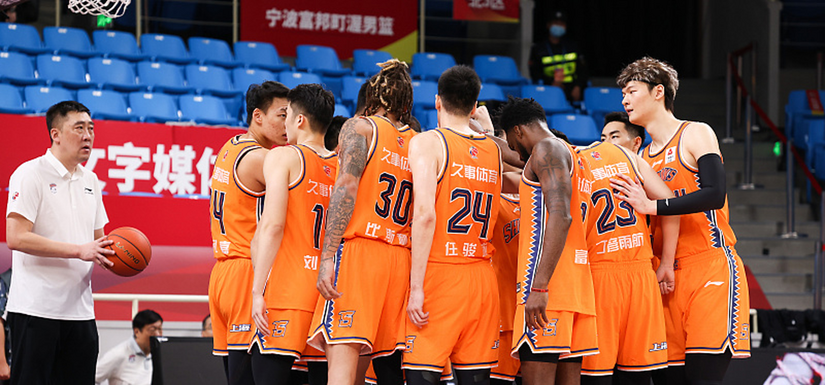 窗口期金州勇士战术微调——CBA季后赛节点到来,底气十足,临场指挥获称赞的简单介绍 窗口期金州勇士战术微调——CBA季后赛节点到来,底气十足,临场指挥获称赞的简单介绍